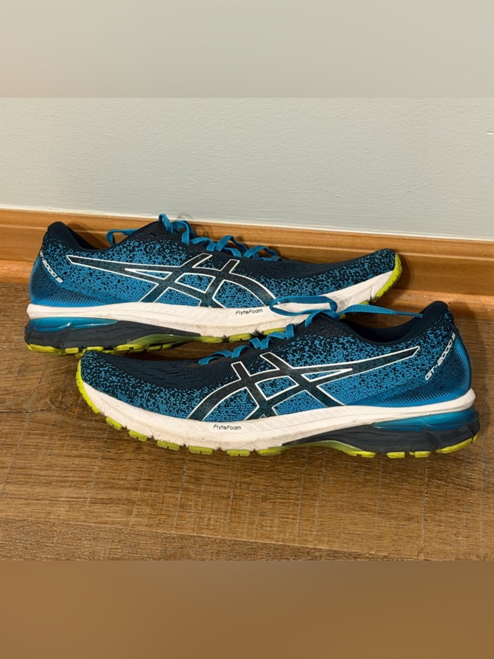 ASICS Men’s Blue and Lime Green Athletic Running Shoes